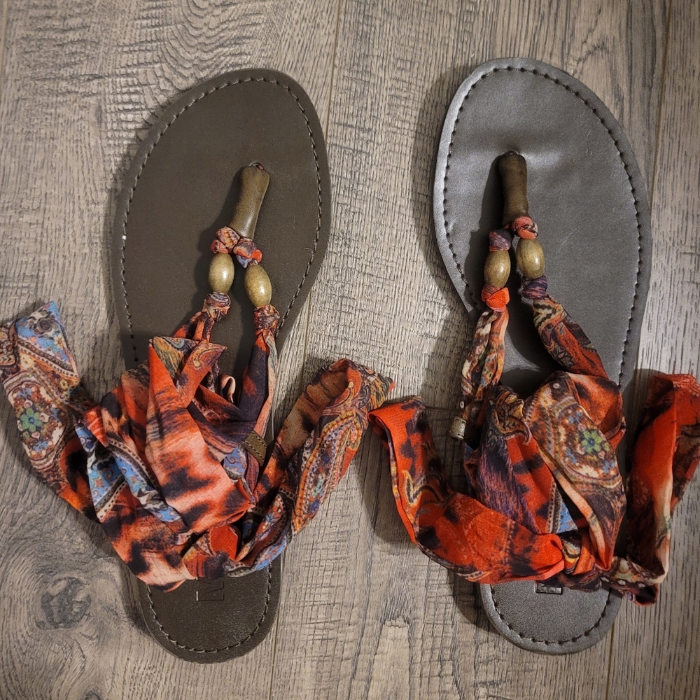 women's sandals, Mia Drina, wrap thong sandals.